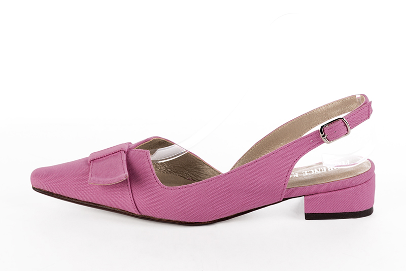 Hot pink women's open back shoes, with a knot. Tapered toe. Low block heels. Profile view - Florence KOOIJMAN